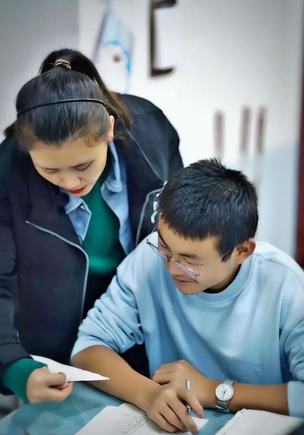 教学经验丰富